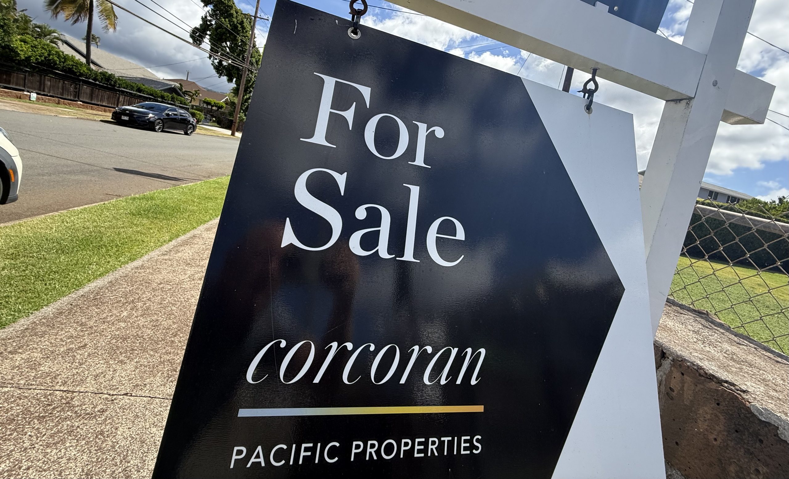 Luxury Real Estate Broker Had Sex With Assistant At Homes He Was Selling