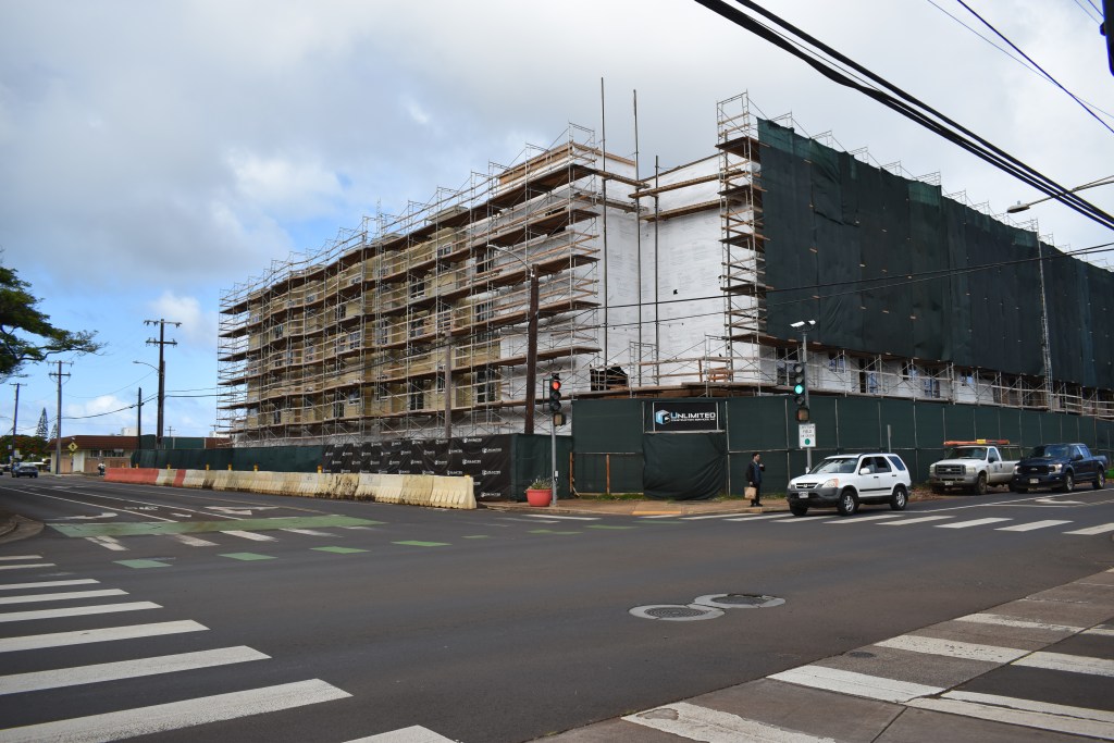 An under-construction four-story apartment building sits at the corners of Rice and Umi streets in Līhu‘e on Kaua‘i.