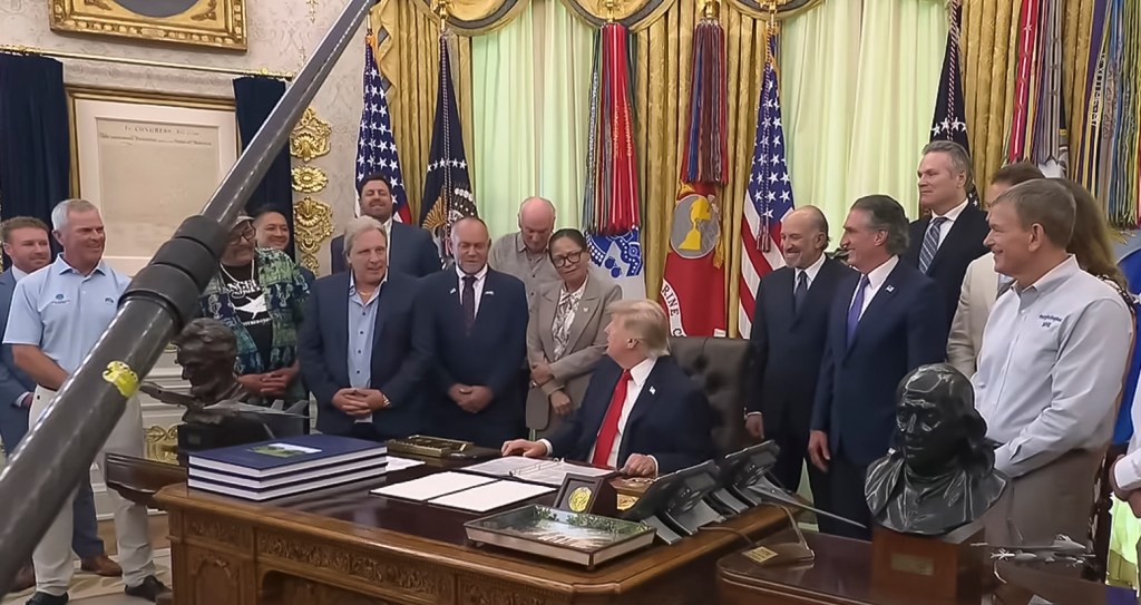 Hawai‘i Longline Association Executive Director Eric Kingma, Roger Dang of Fresh Island Fish Co., Sean Martin of POP Marine and Fishing and others joined President Donald Trump at the White House on June 11 when he signed a proclamation to start the process of opening up most of Papahānaumokuākea Marine National Monument to commercial fishing. (Screenshot/White House/2026)